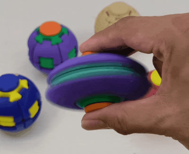 HelixCore – Press-to-Spin Squishy Ball