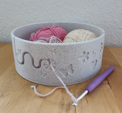 3D-printet garnskål med sommerfugle og blomster