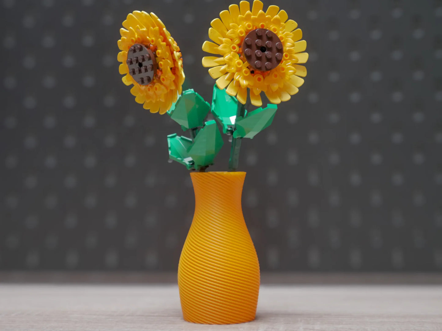Small Vase for Brick Flowers – Inkl. Smart Indsats (4 huller)