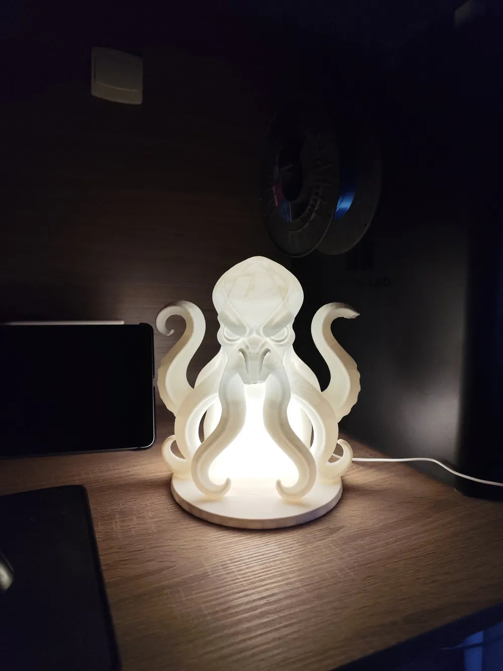 Kraken Night Lamp | Skandinavisk Design | LED eller Fyrfadslys