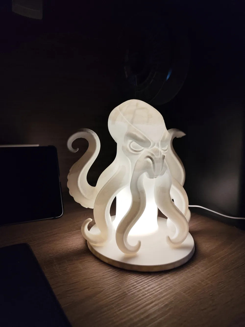 Kraken Night Lamp | Skandinavisk Design | LED eller Fyrfadslys
