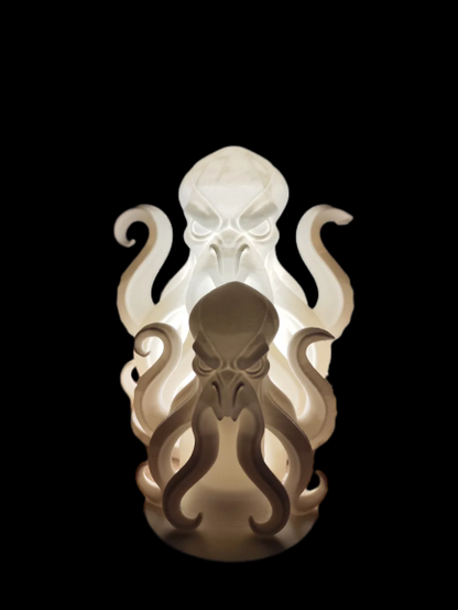 Kraken Natlampe – Skulpturel Havuhyre Lampe til Fyrfadslys eller LED med Fjernbetjening
