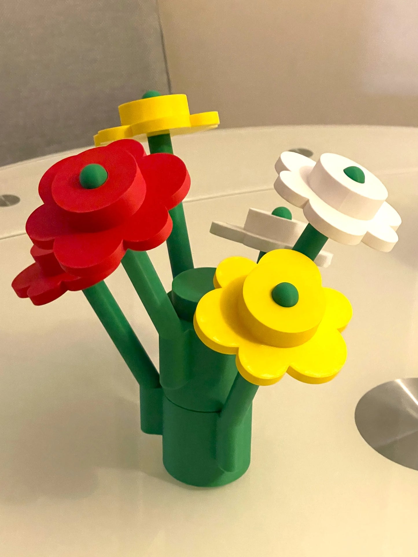 Brick Flowers med Lego-Klodsvase – Komplet Sæt med 3 Blomster & "Mud Base"