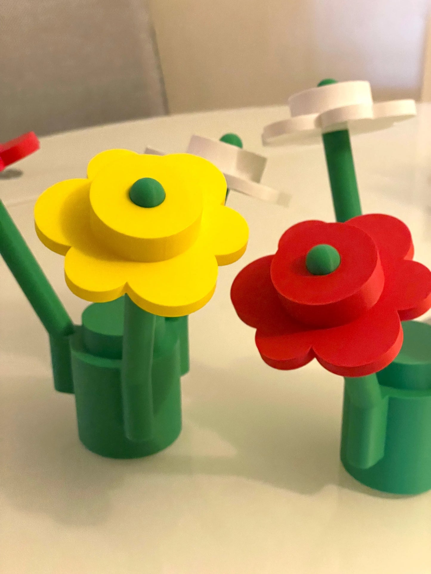 Brick Flowers med Lego-Klodsvase – Komplet Sæt med 3 Blomster & "Mud Base"