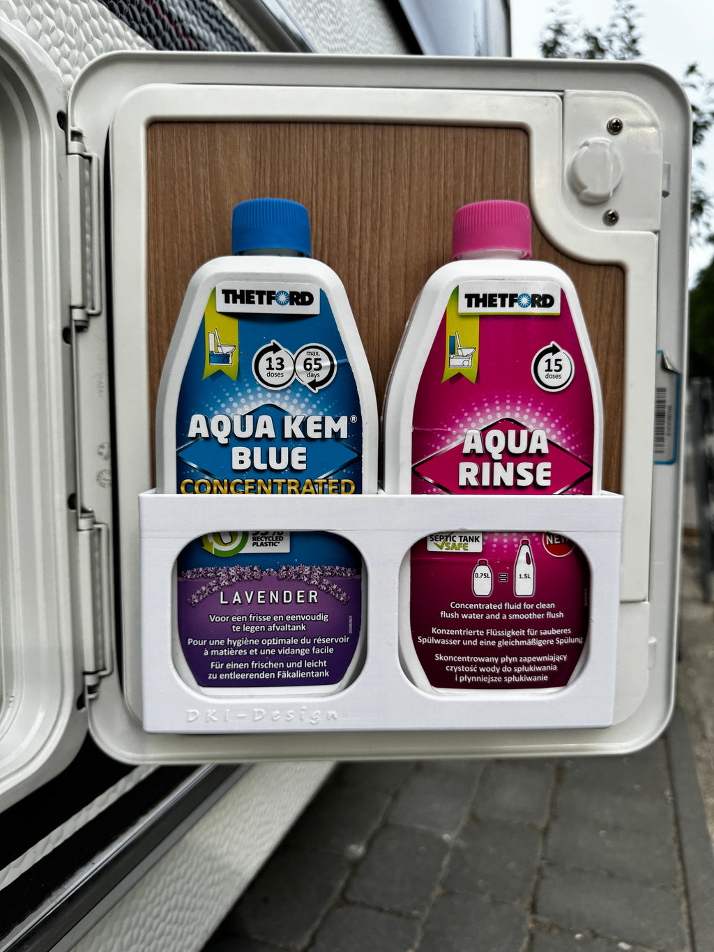 Opbevaringsrum til Thetford Toiletvæske (750ml) – Til Serviceklap