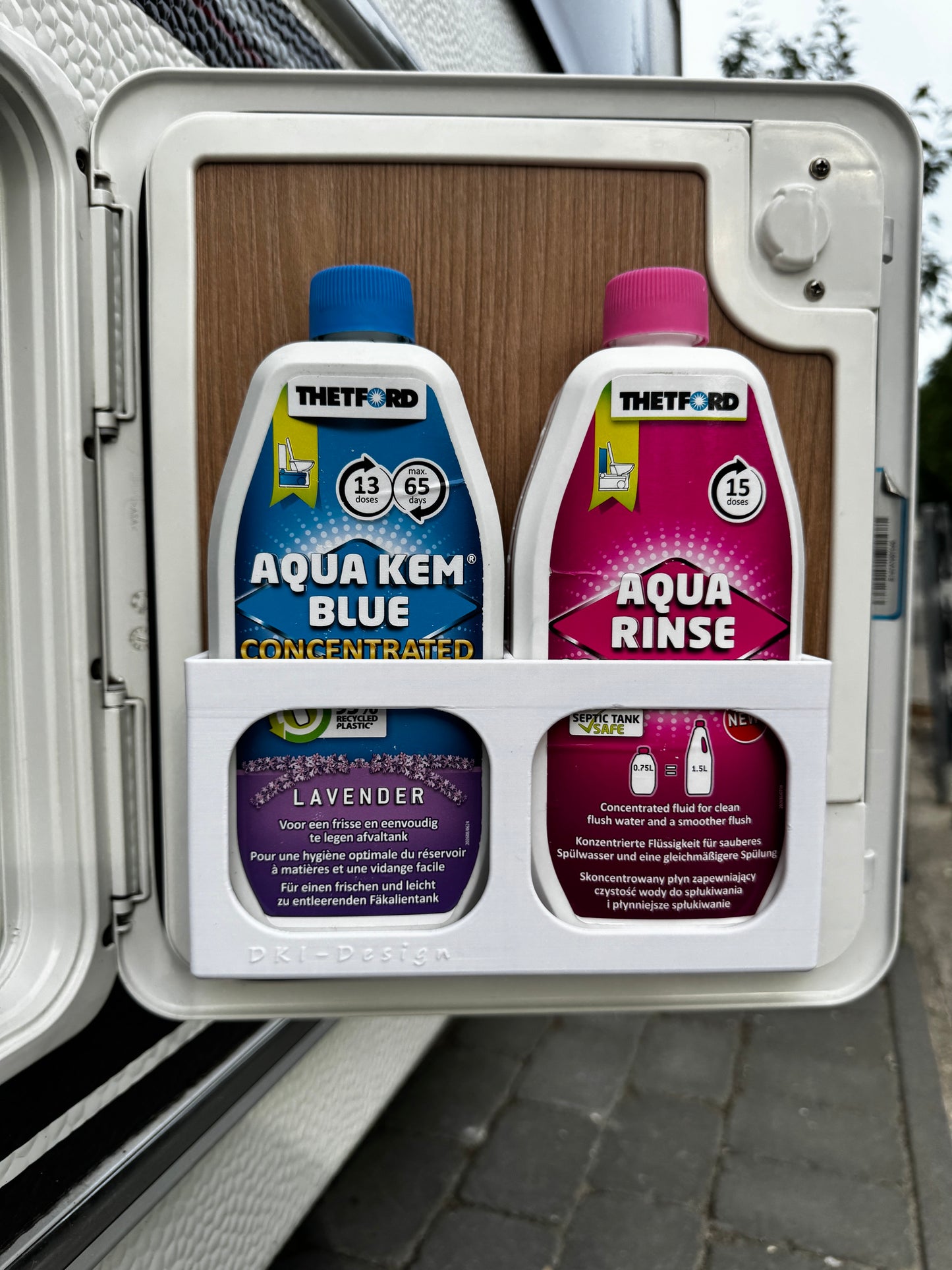 Opbevaringsrum til Thetford Toiletvæske (750ml) – Til Serviceklap