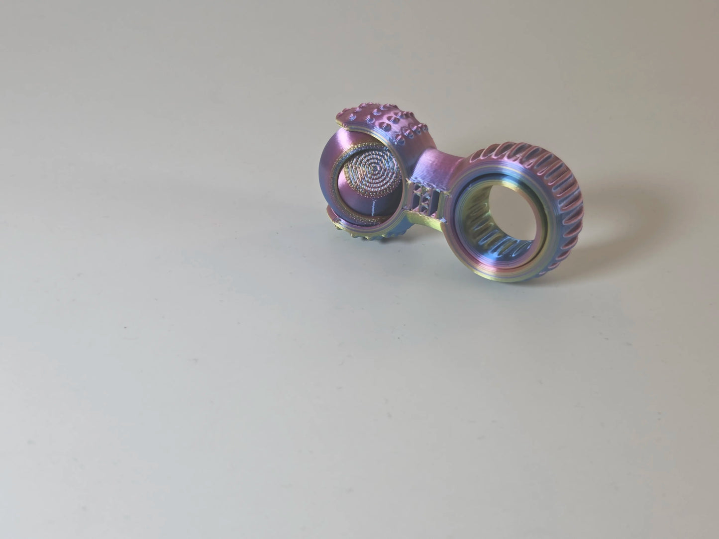 SpinBar – Dual-Axis Free-Ball Fidget Spinner