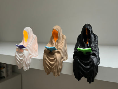 3D-printede spøgelser med bog og lys – sæt med 3 dekorative hyldefigurer