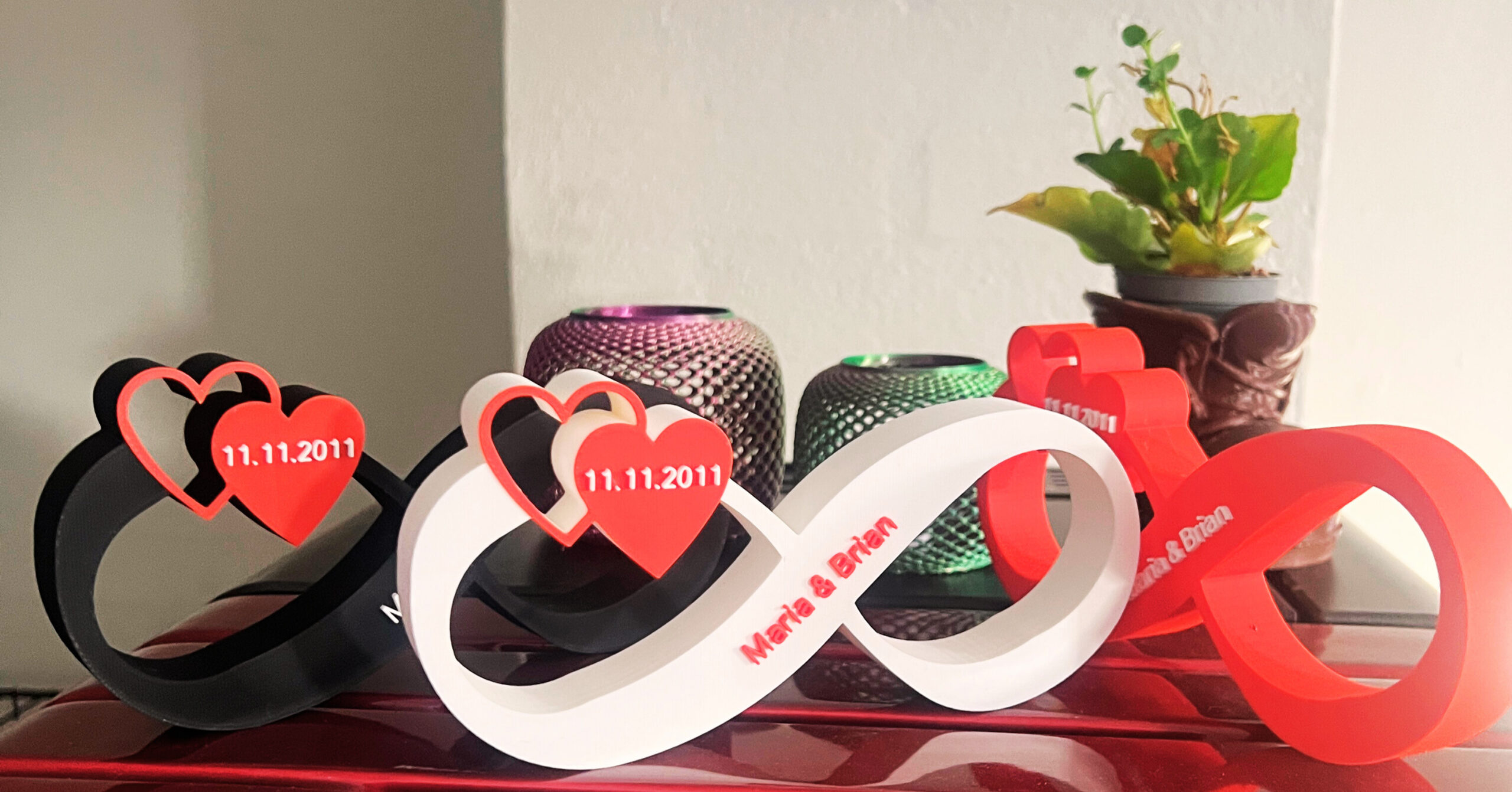 Personligt Infinity Logo med Navne og Dato – Unik Valentinsgave - Billede 3